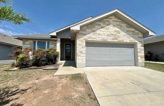 Price Drop!  Viewable April 1st!  Small Pets Accepted!