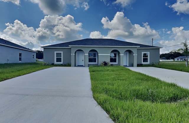 1002 Dampierre Ct