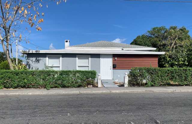 Photo of 2212 Division Ave