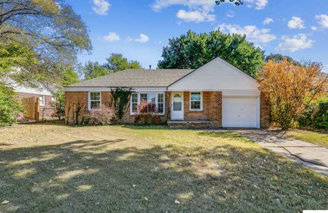 7131 E Gilbert - 7131 E Gilbert St, Wichita, KS 67207