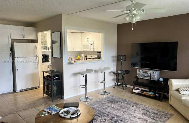 50 Lyndhurst C