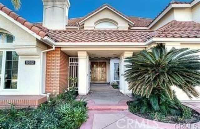 19652 Nashville Street