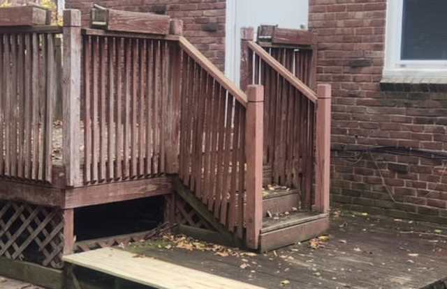 15864 Fielding Street