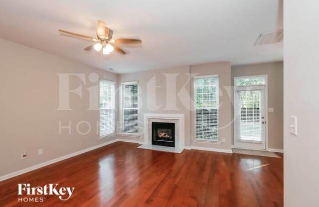 1018 Salmon River Drive