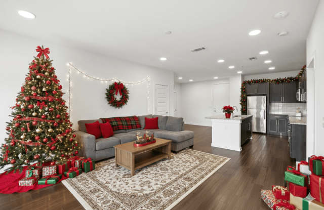 Station 75 Apartments at McDonough