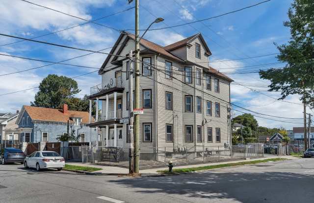 Photo of 48 Kenwood St