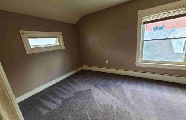 24 Waterman St 2