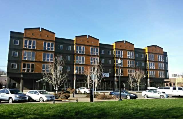 (863) The Jax 118 - 2 Bedroom / 1.5 Bathroom