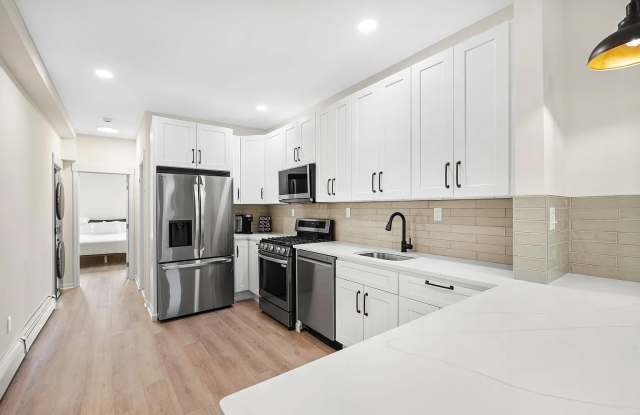 366-5 7th St # 2