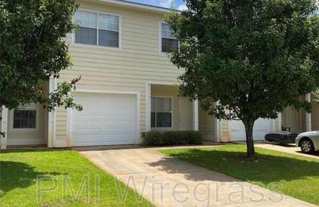3 Courtyard Way