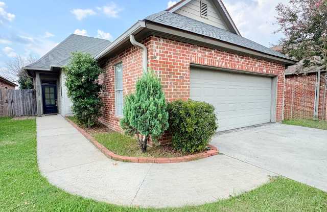 Photo of 3 Bedroom 2 Bath Brick Home in Lafayette