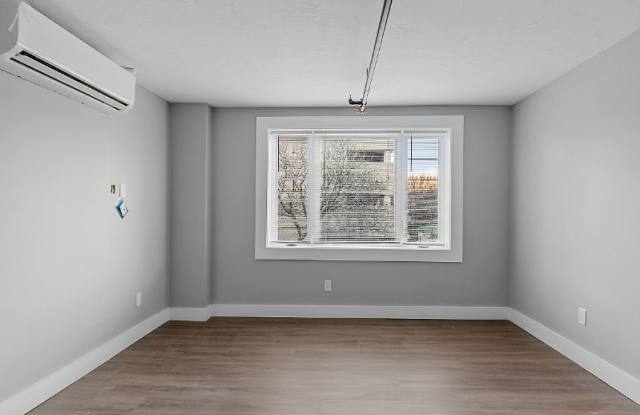 4337 Clarkwood Parkway - F324