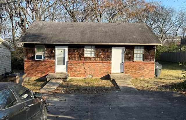 Photo of 2303 Burns Street