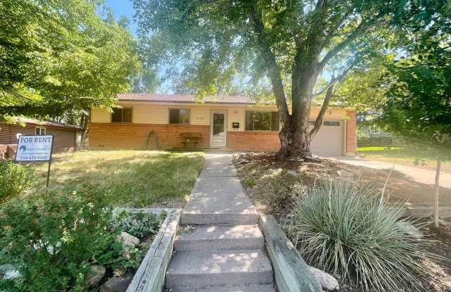 Charming 3B/1B East Boulder Home