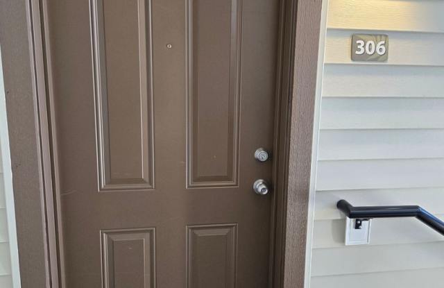 Wonderful Overlook at Timberland 1 BR 1 BA Condo