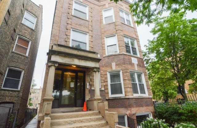 1522 Kedzie