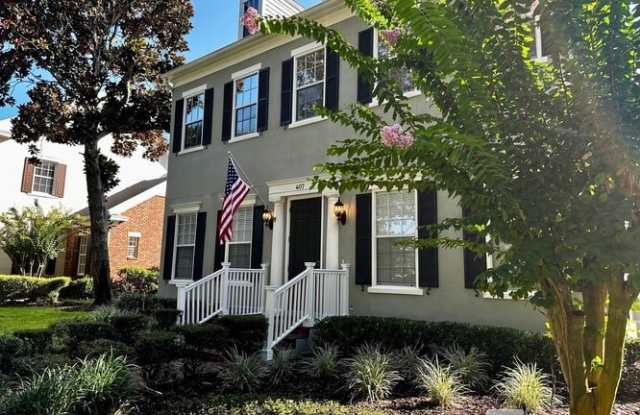 407 Iris St