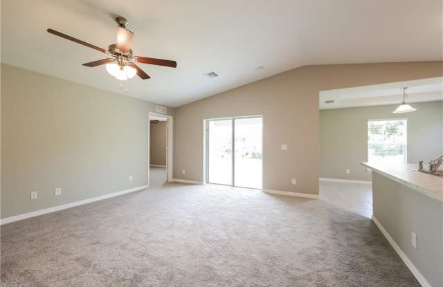 1218 Beaver Street East