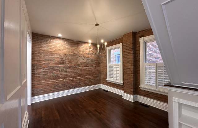 67 East Mithoff Street