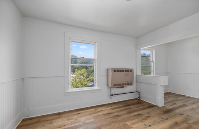 426 Leonard Street Northeast