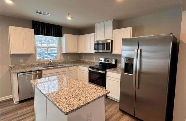 2147 Cross Country Road