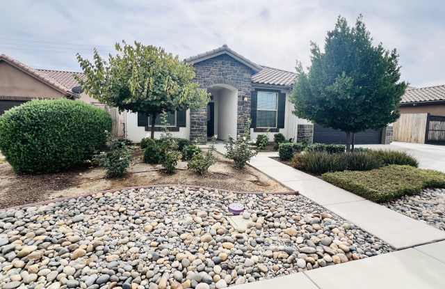 9223 Oak Garden Lane