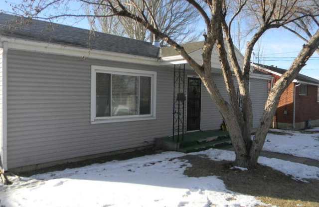 1410 Collins Street - 1410 Collins Street, Rock Springs, WY 82901