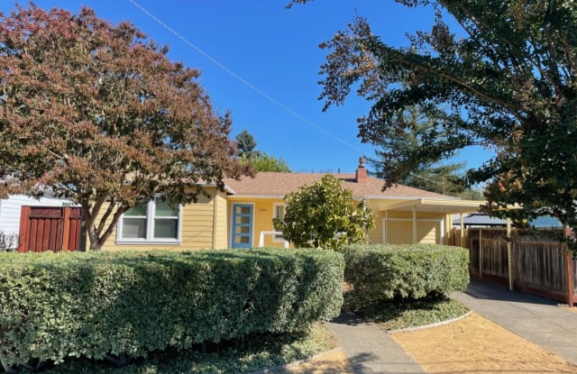 800 Franquette Avenue - 800 Franquette Avenue, Santa Rosa, CA 95405