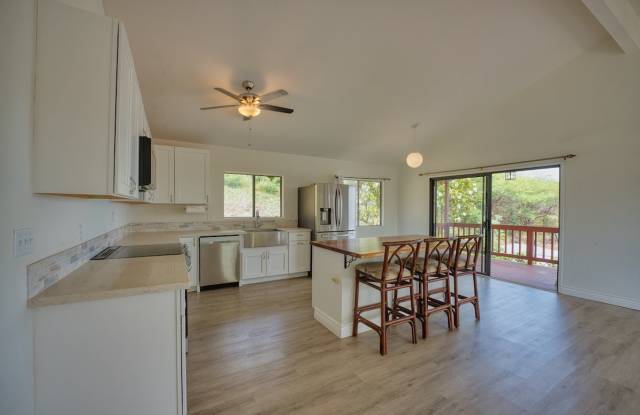 Photo of 68-1780 Puu Nui St