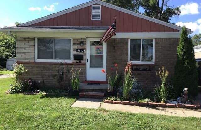 19542 HECKMAN Street - 19542 Heckman Street, Macomb County, MI 48035