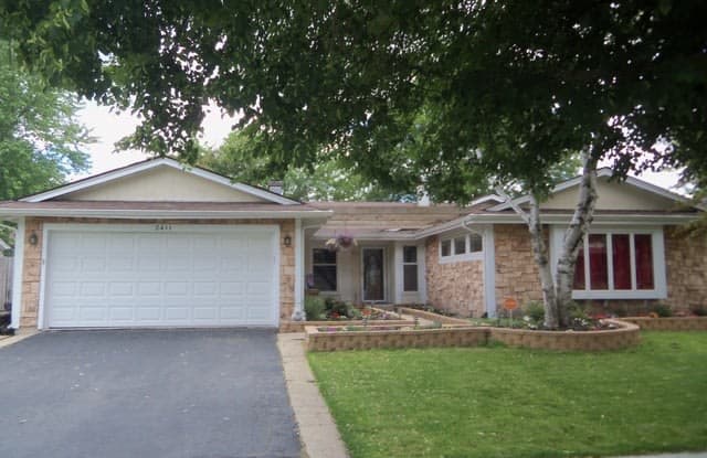 2411 North Crescent Lane - 2411 N Crescent Ln, Aurora, IL 60504