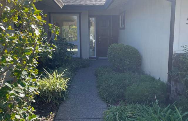 5706 Haskell Ave - Carmichael 95608