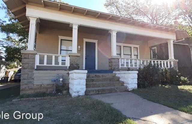 1325 Hurley Ave - 1325 Hurley Avenue, Fort Worth, TX 76104