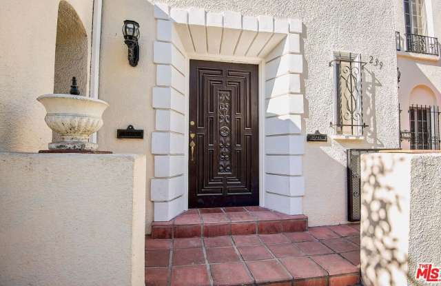 239 S Orange Dr unit: L