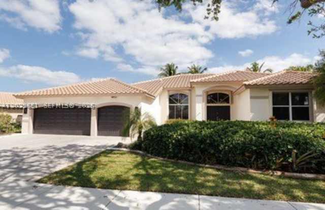 280 Landings Blvd