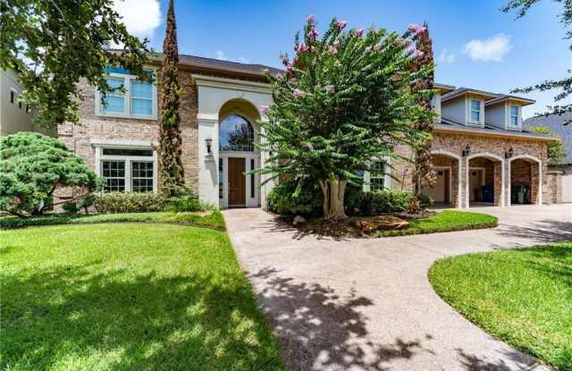 23 Great Lakes Drive