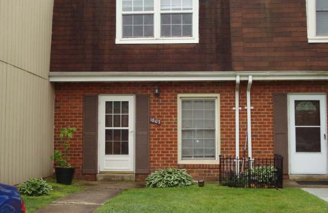 1807 ARWELL Court