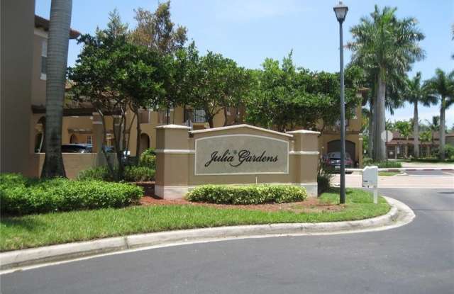 6920 JULIA GARDENS DR