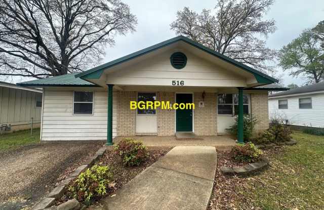 3 BD, 1.5 BA, home in Jacksonville