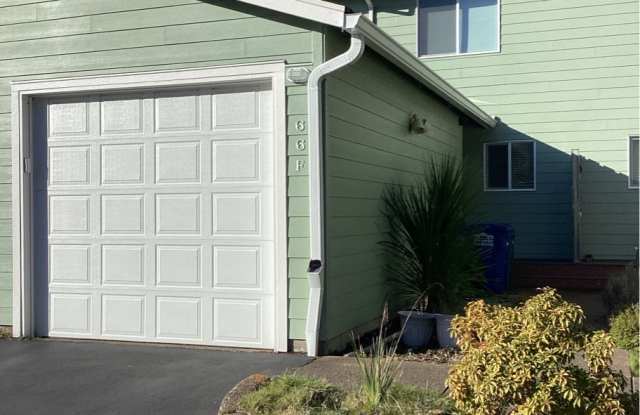 66 Northwest 33rd Place - 66-F