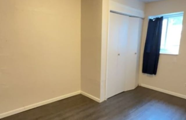 Photo of 4349-3g - 552 SE Pacific Avenue