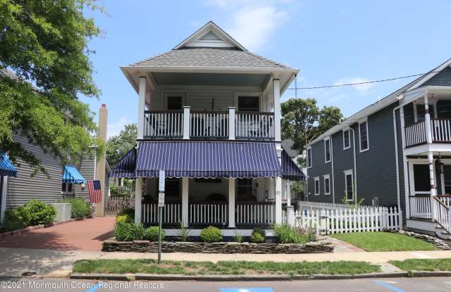85 Abbott Avenue