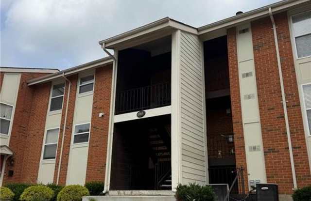 1969 GREENGLEN DRIVE #303 | KIRKWOOD 63122