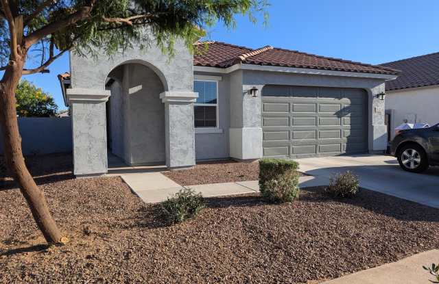 1123 E Westwood Drive