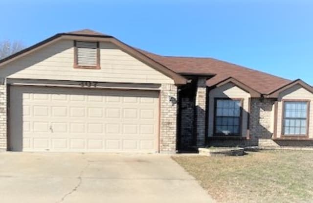 307 Eichelberger Dr - 307 Eichelberger Drive, Copperas Cove, TX 76522