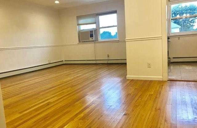 300 E Homestead Avenue D6