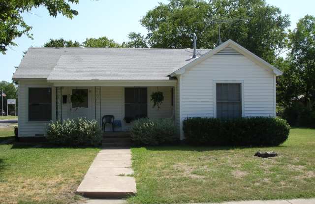 Photo of Cute 2 Bedroom, 1 Bath Home!