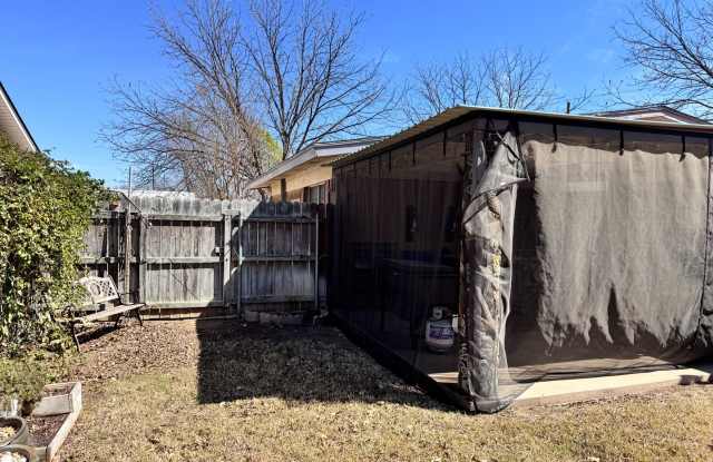 Fantastic 3/2 Close to Brownwood High School
