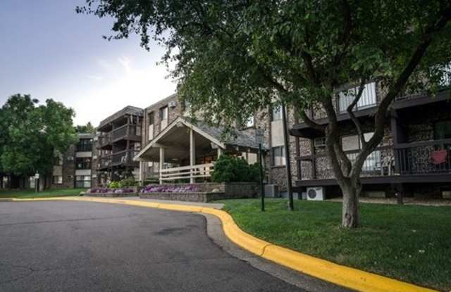 Oakridge Apartments