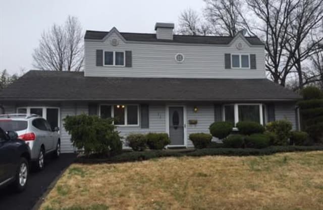 53 Winthrop Road - 53 Winthrop Road, Middlesex County, NJ 08817